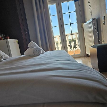 Spilaio At Meteora Hotel Калампака Екстериор снимка