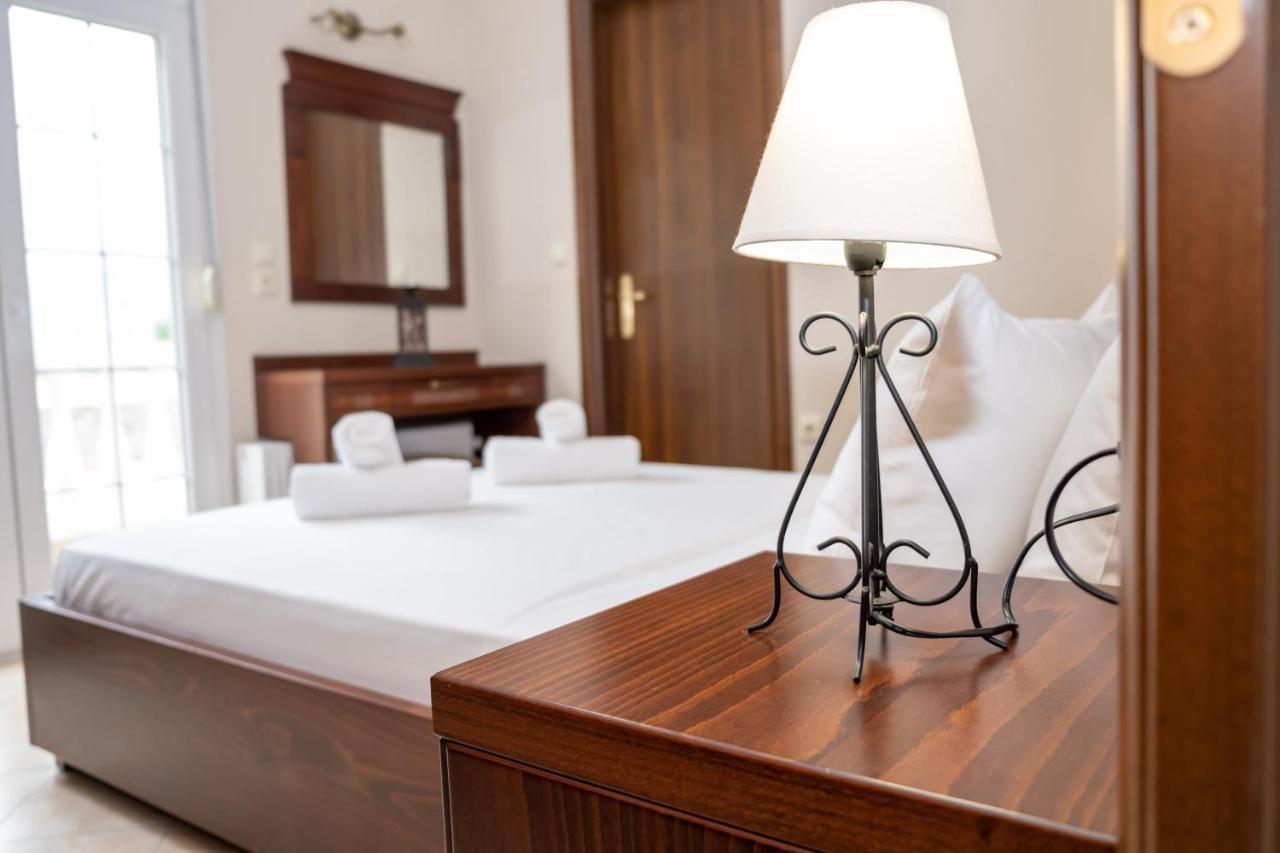 Spilaio At Meteora Hotel Калампака Екстериор снимка